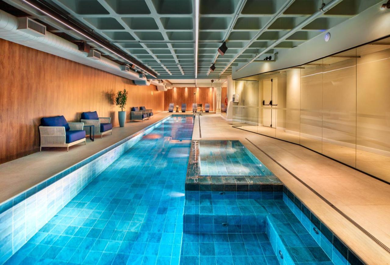 Melia Paulista Hotel Sao Paulo Exterior photo The swimming pool at the hotel